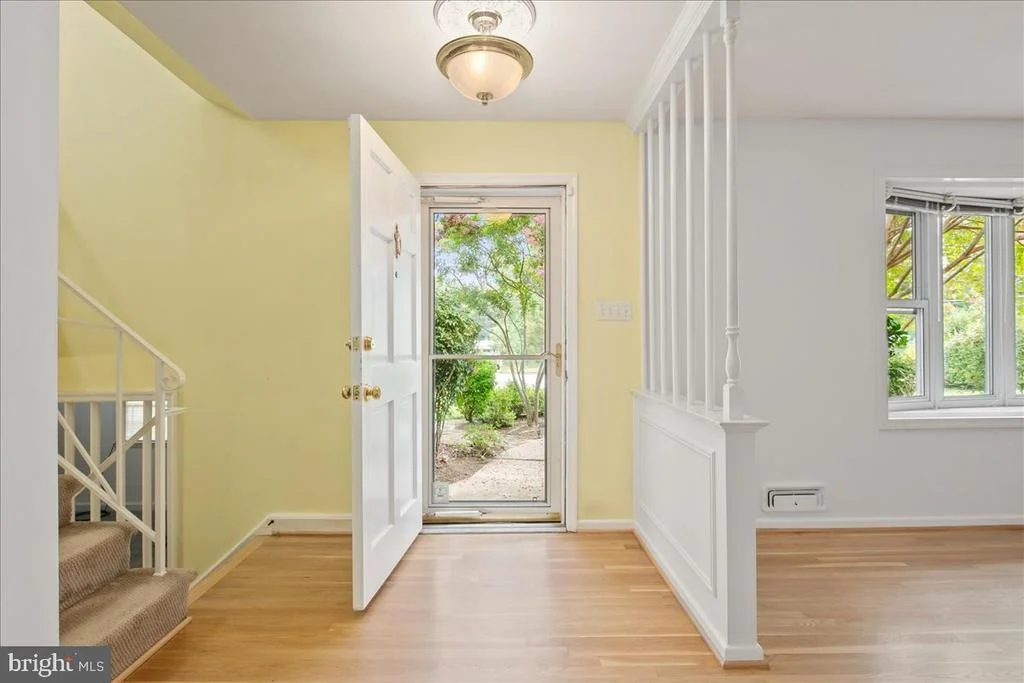 Photo of 9210 CHERRYTREE DRIVE