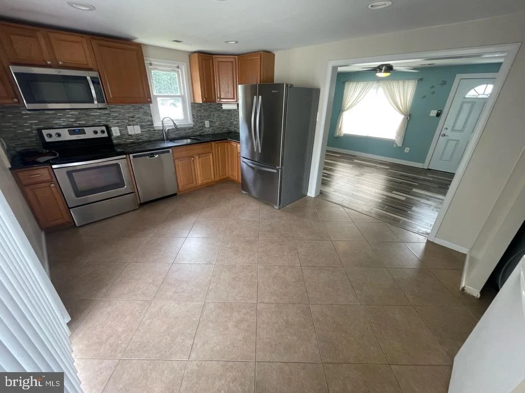 Photo of 1172 CEDAR AVENUE