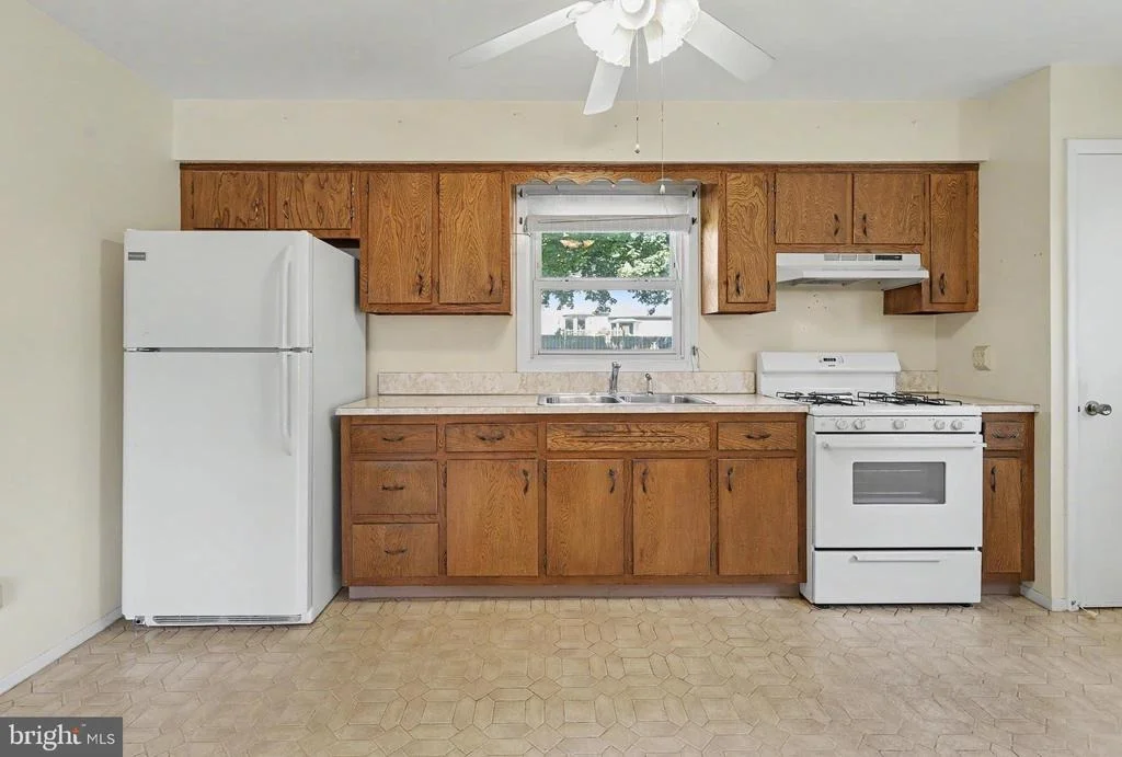 Photo of 16 RUNNING BROOK ROAD