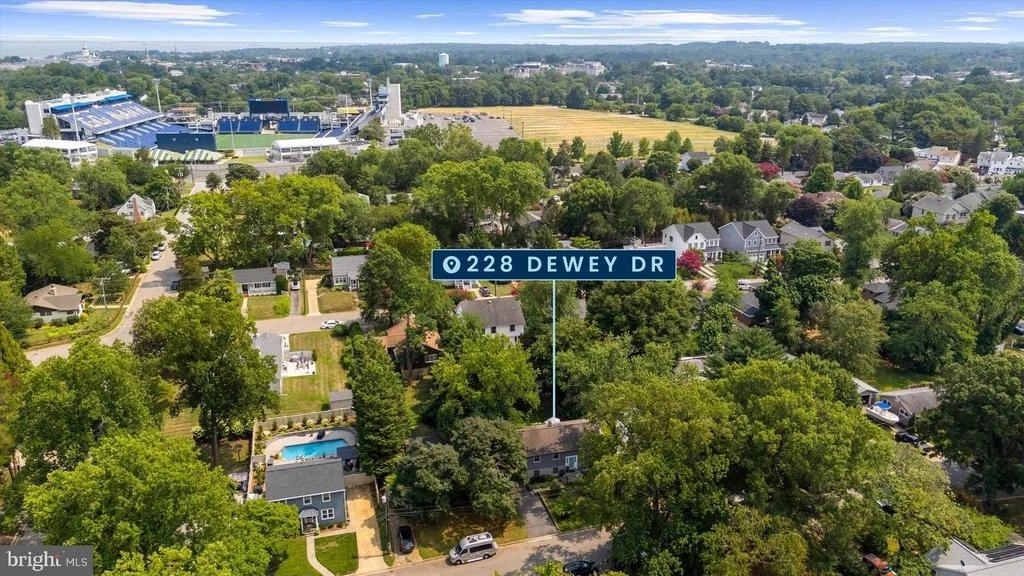 Photo of 228 DEWEY DRIVE