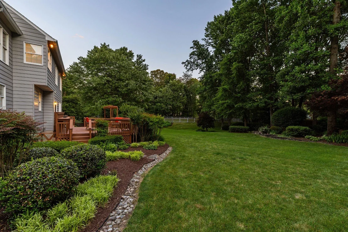 Photo of 71 SIMMONS LANE