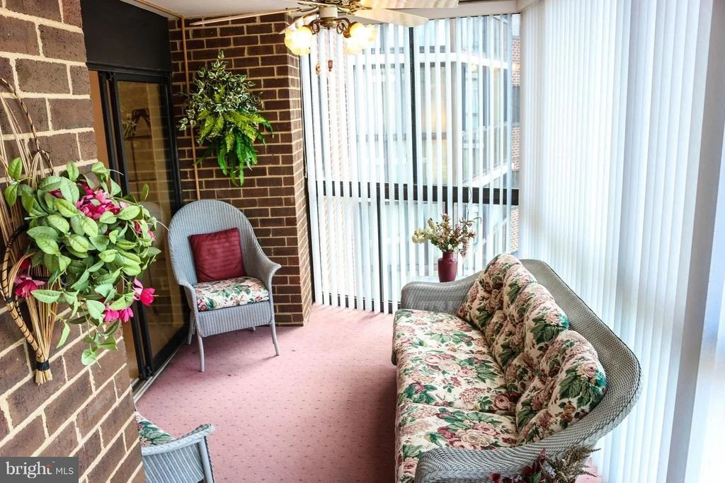 Photo of Unit 4607 at 15100 INTERLACHEN DRIVE