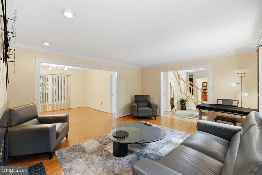 Photo of 15221 REDGATE DRIVE