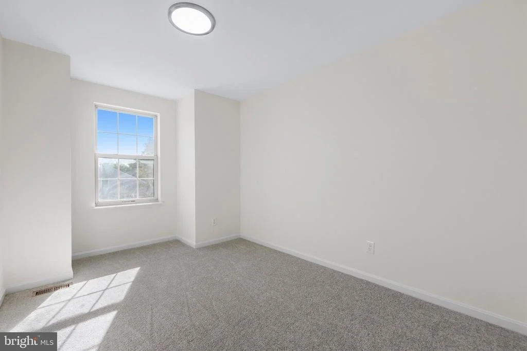 Photo of 8003 CARLSON