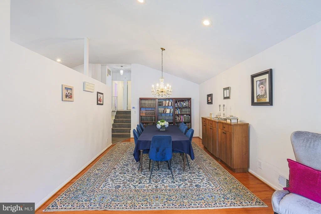 Photo of 5919 WINNER AVENUE