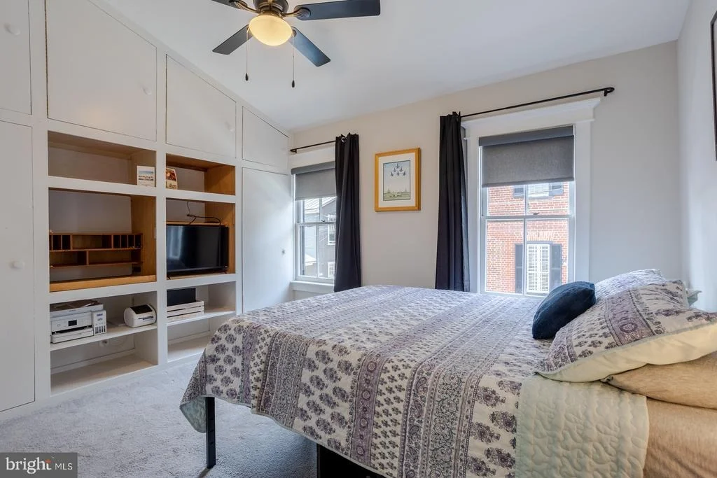 Photo of 32 CORNHILL STREET