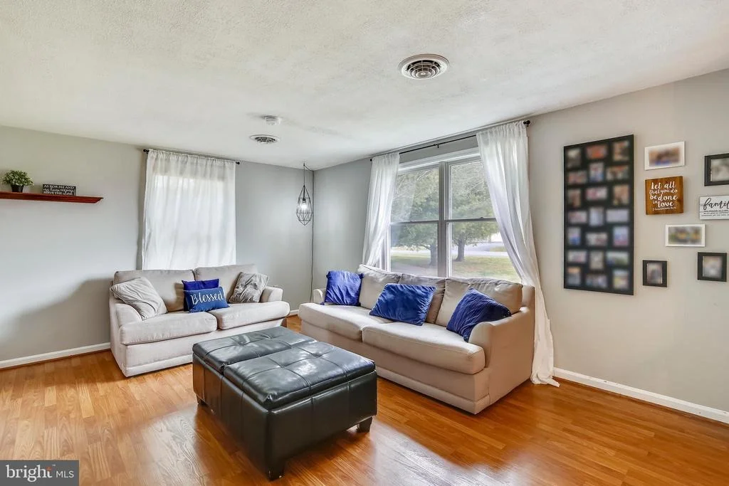 Photo of 19510 THOMAS DRIVE