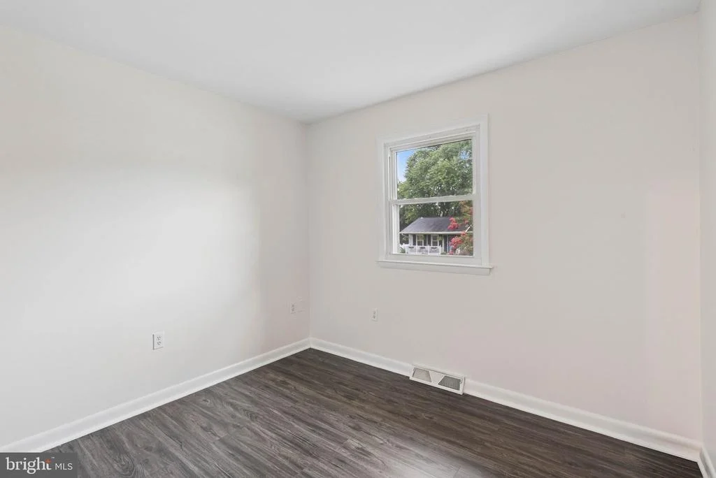 Photo of 3917 LONGLEY ROAD