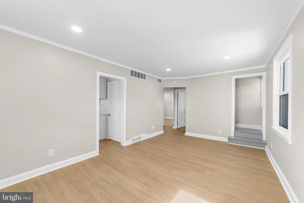 Photo of 179 VICTORY AVENUE