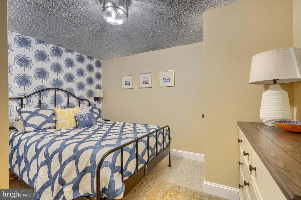 Photo of 1004 PEPPARD DRIVE
