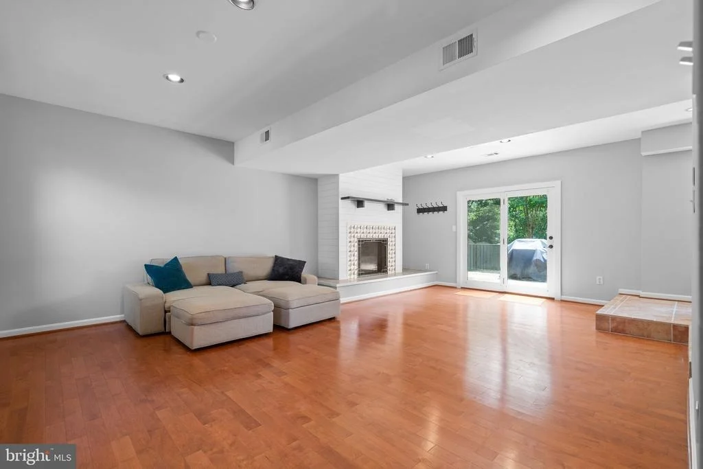 Photo of 18312 DARNELL DRIVE
