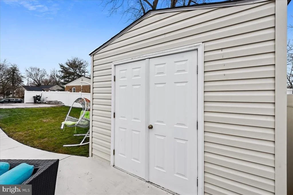 Photo of 9808 GREENVIEW LANE