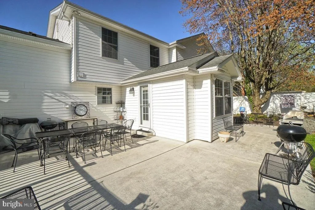 Photo of 7075 JASPER DRIVE