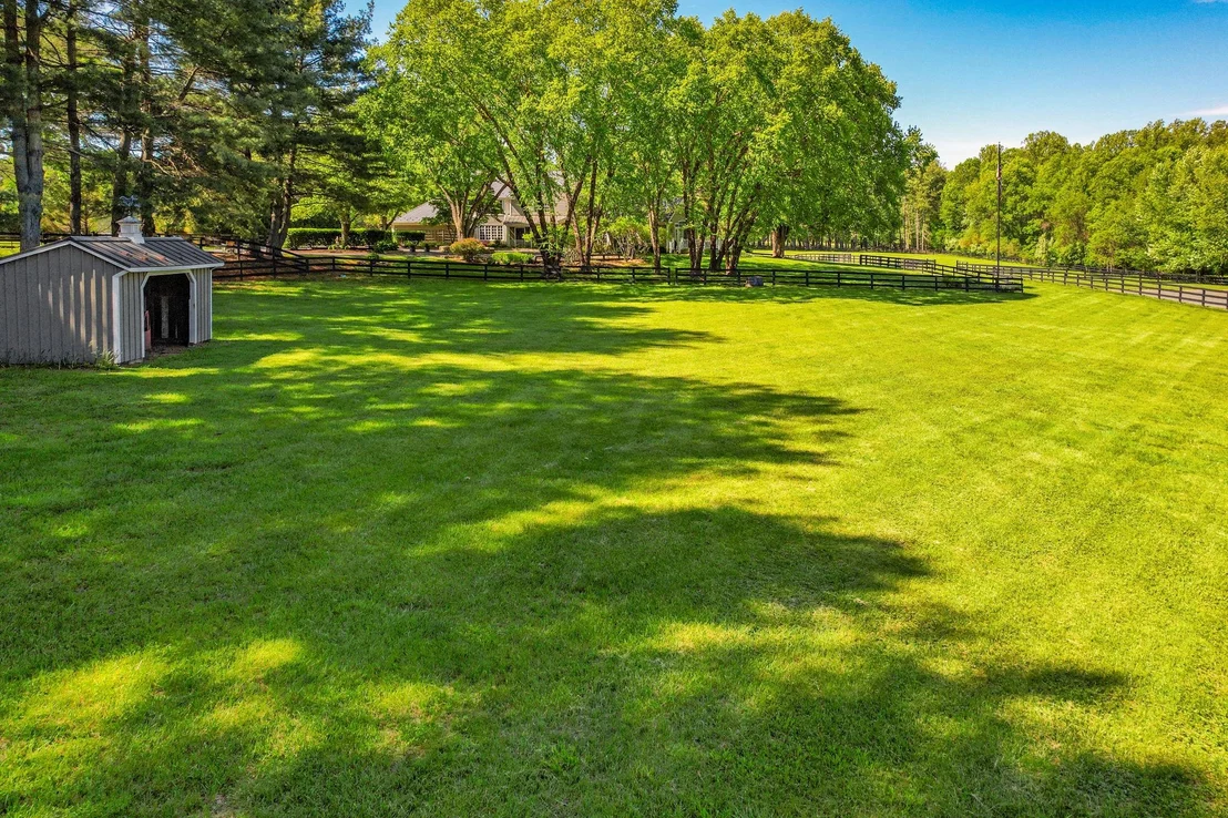 Photo of 23559 PARSONS ROAD