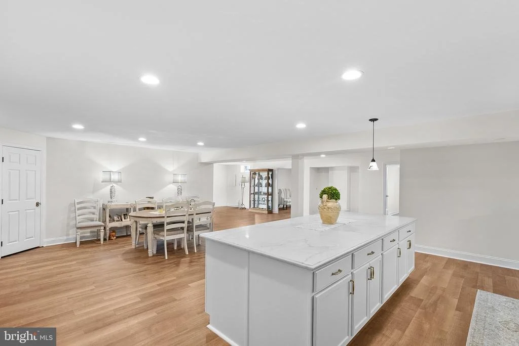 Photo of 15064 BARLOW DRIVE