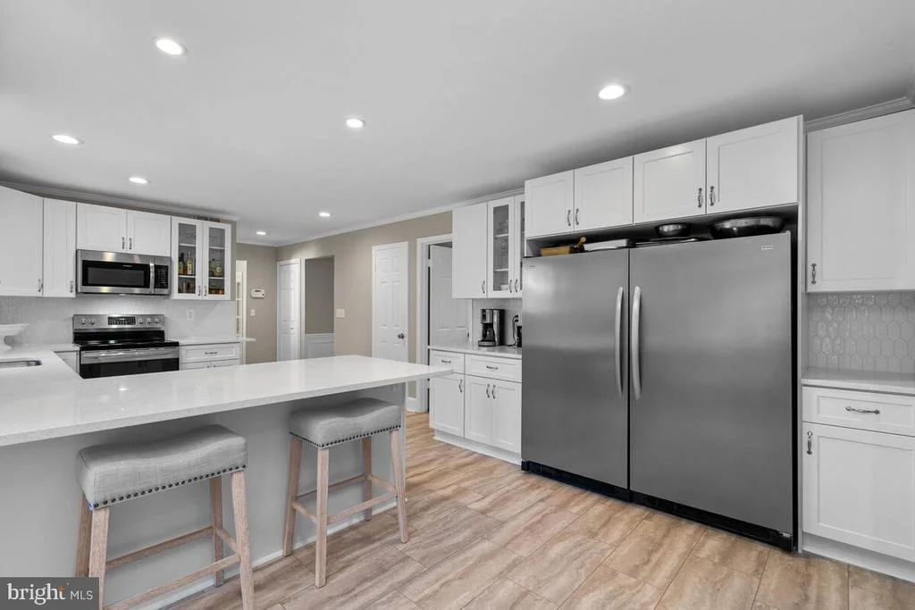 Photo of 8516 PADDOCKVIEW DRIVE