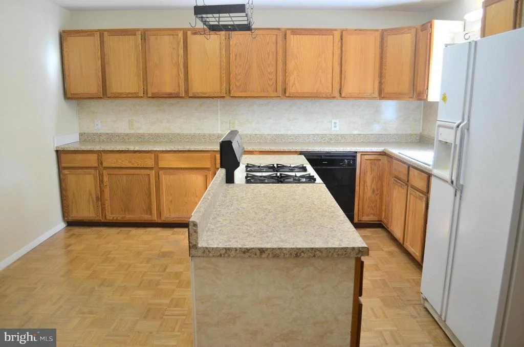 Photo of 8907 YORKSHIRE LANE