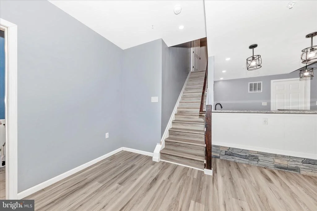 Photo of 1710 TROTTER STREET