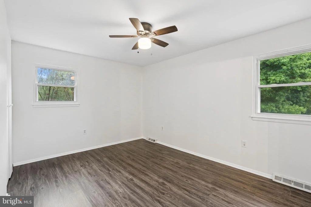 Photo of 3917 LONGLEY ROAD