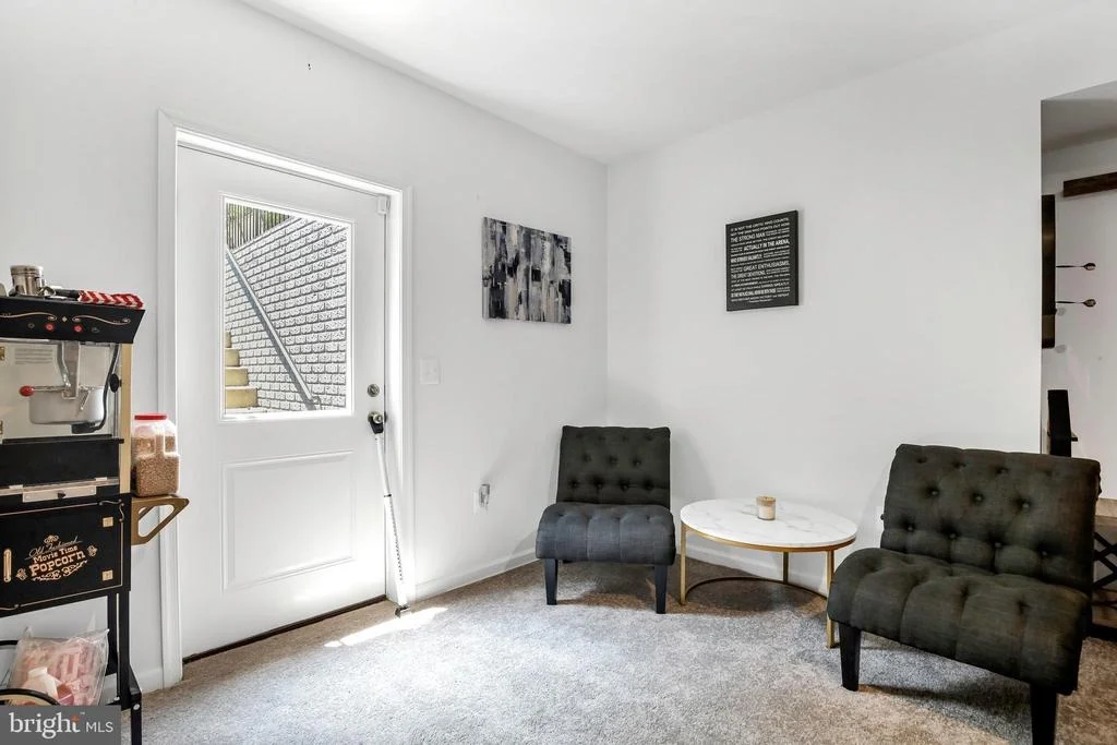 Photo of 18110 MOSS GARDEN ROAD