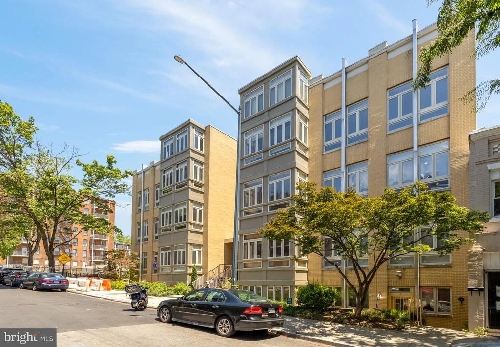 Photo of Unit 3 at 2363 CHAMPLAIN STREET NW