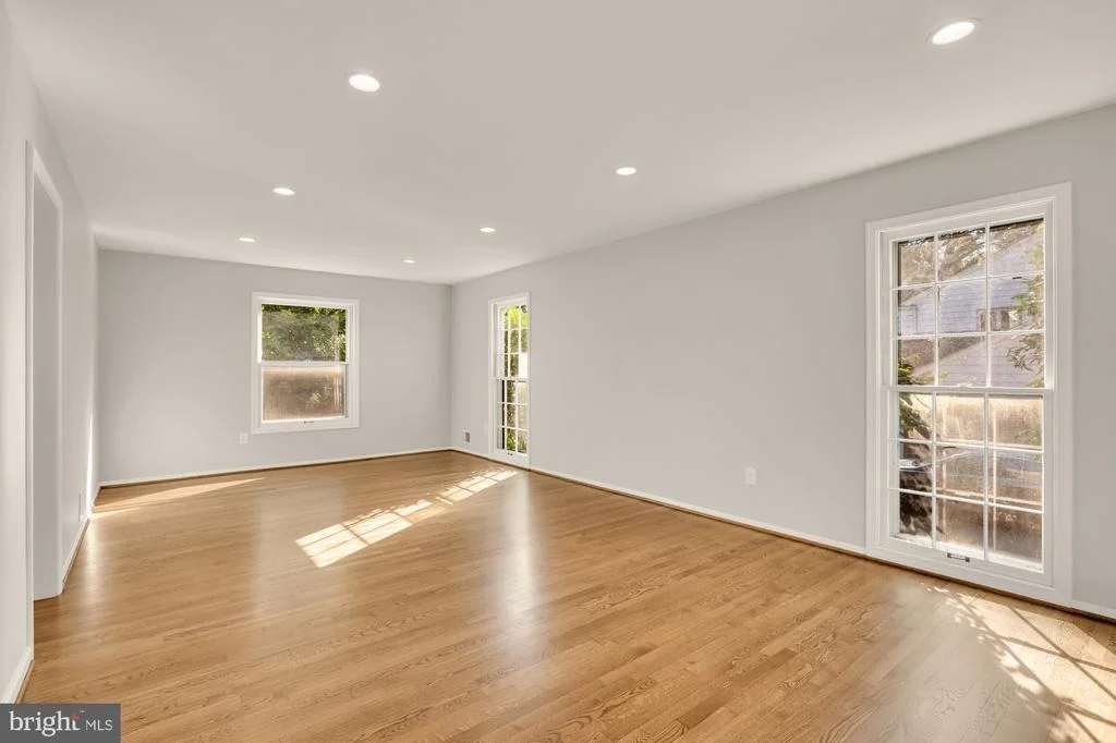 Photo of 8705 BELLS MILL ROAD