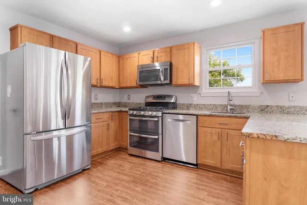 Photo of 1433 VALEBROOK LANE