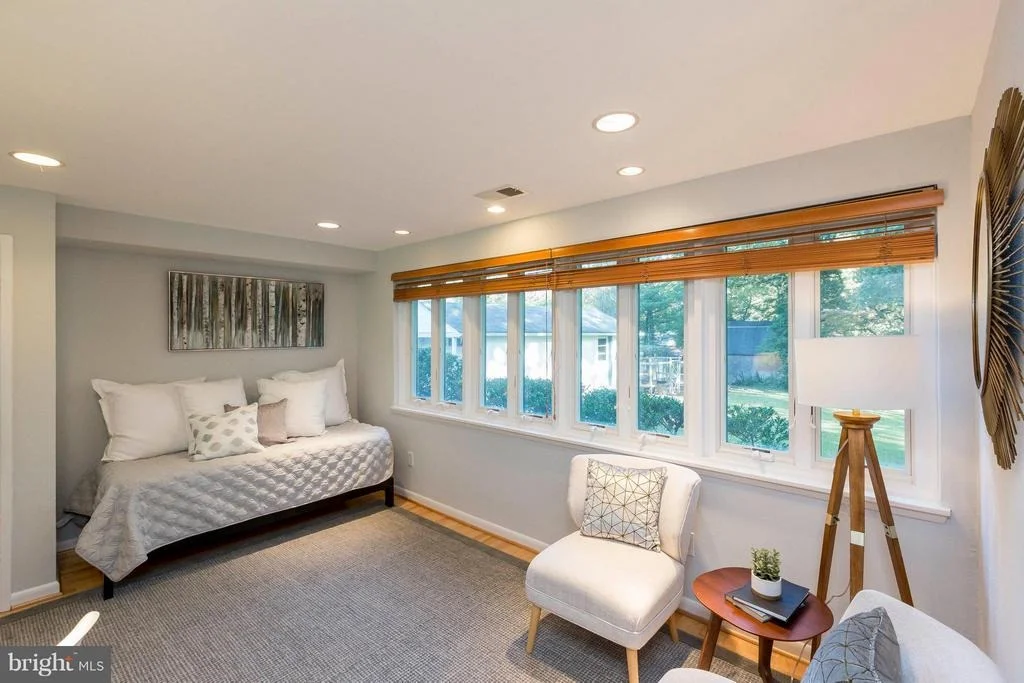 Photo of 1736 OVERLOOK DRIVE