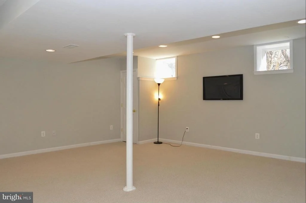 Photo of 419 NAVAHO DRIVE