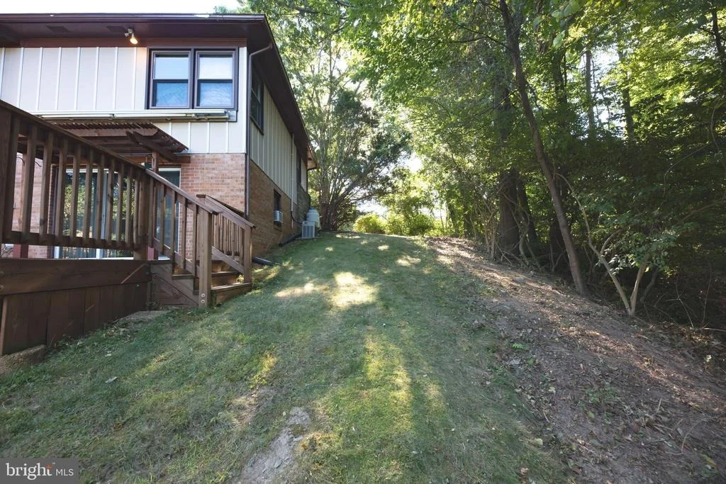 Photo of 7502 RIDGE ROAD