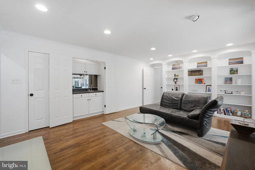 Photo of 8354 OLD DOMINION DRIVE
