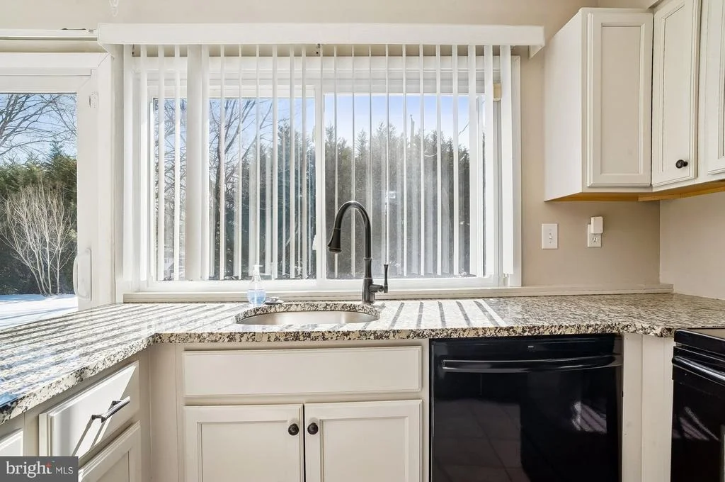 Photo of 16005 PENNANT LANE
