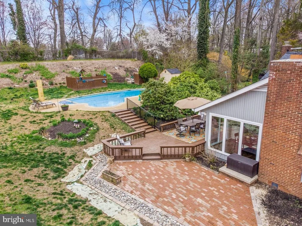 Photo of 10946 BYRD DRIVE