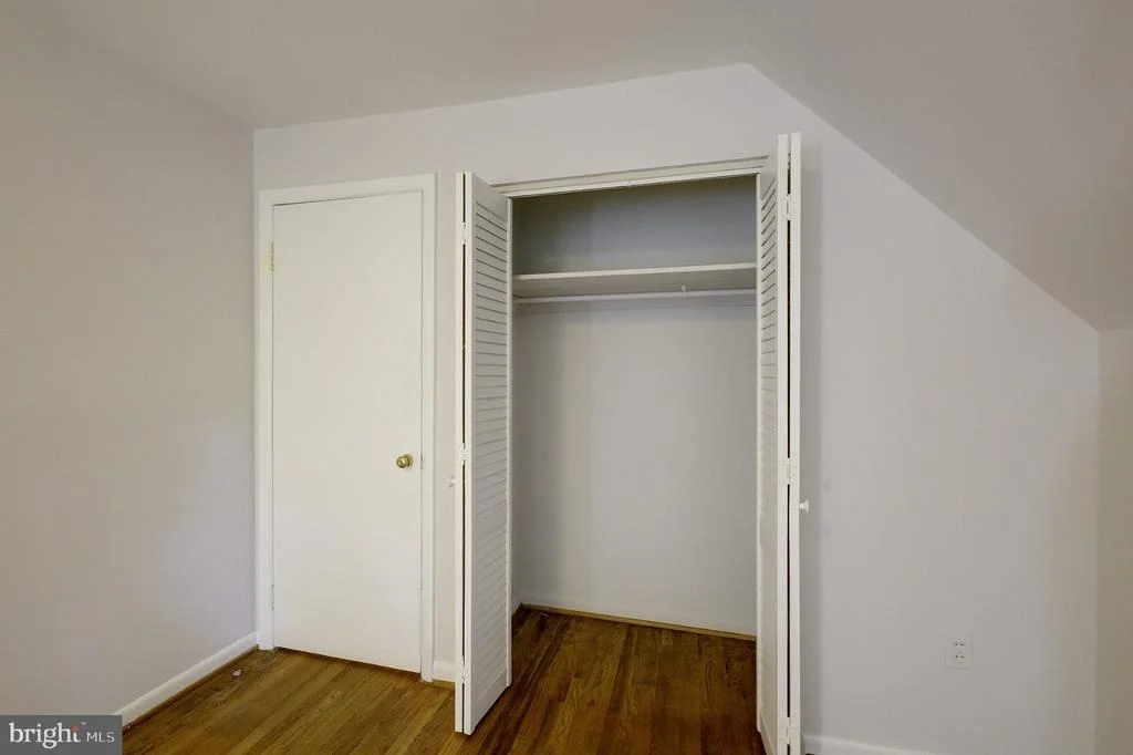 Photo of 3 LAKESIDE DRIVE