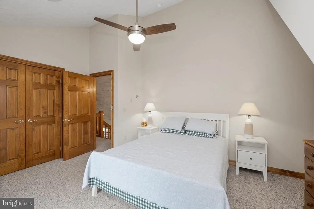 Photo of 607 PIN OAK CIRCLE