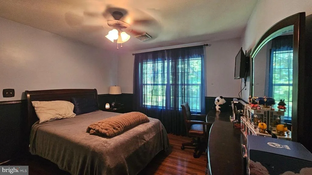 Photo of 400 MONROEVILLE ROAD