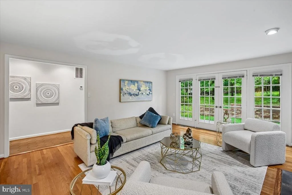 Photo of 9208 FALL RIVER LANE