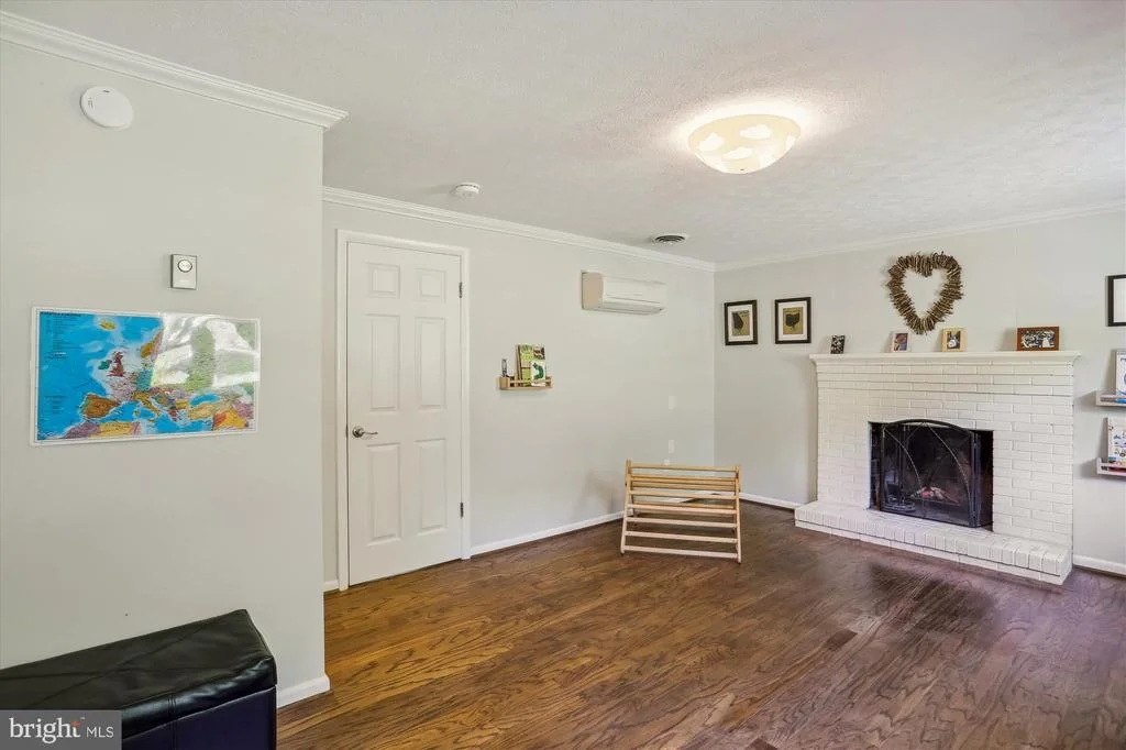 Photo of 11816 LONGDRAFT COURT