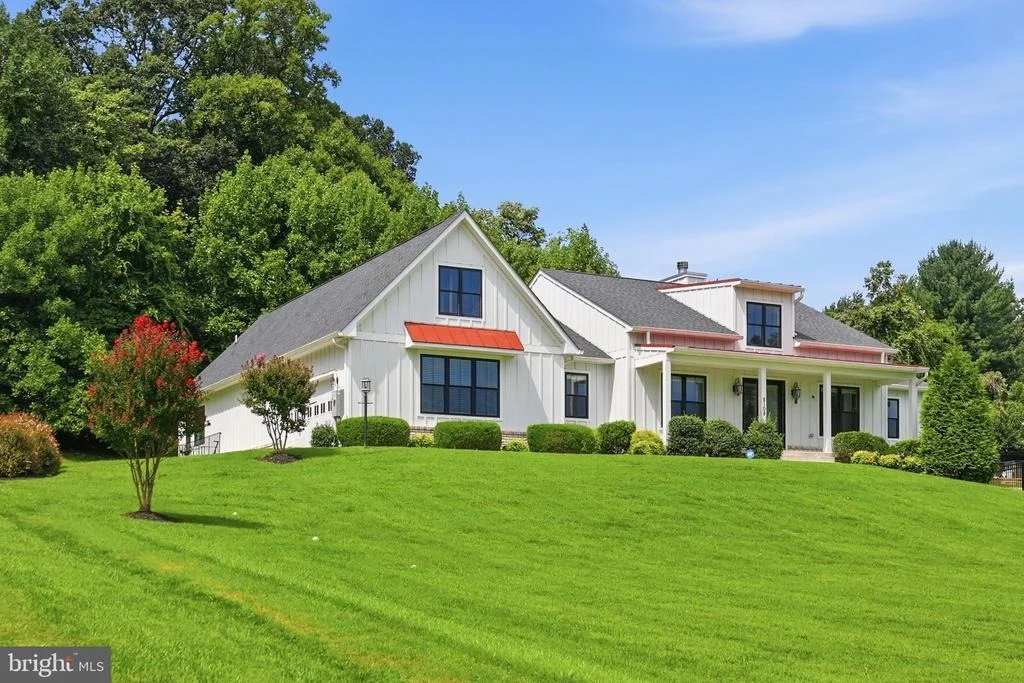 Photo of 8108 MOJAVE COURT
