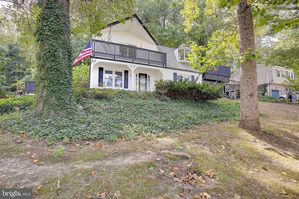 Photo of 349 ARBUTUS DRIVE