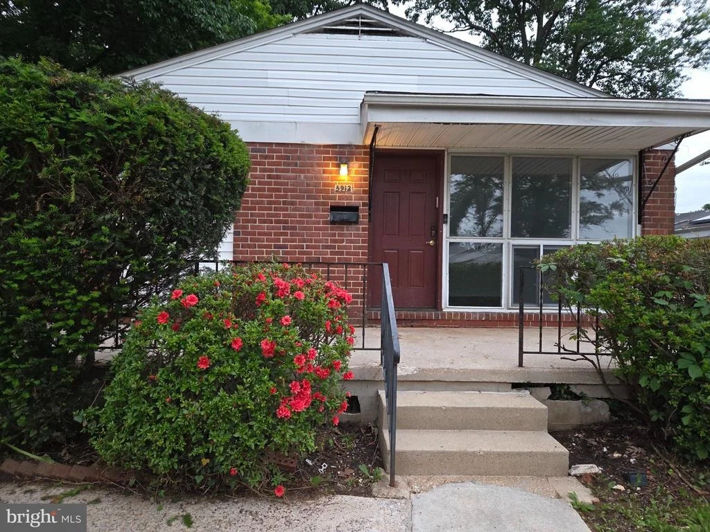 Photo of 5912 WINNER AVENUE