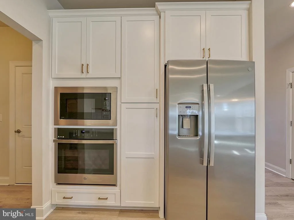Photo of 33745 CATCHING COVE CT
