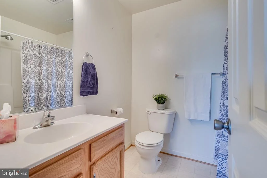 Photo of 476 OAK LEE