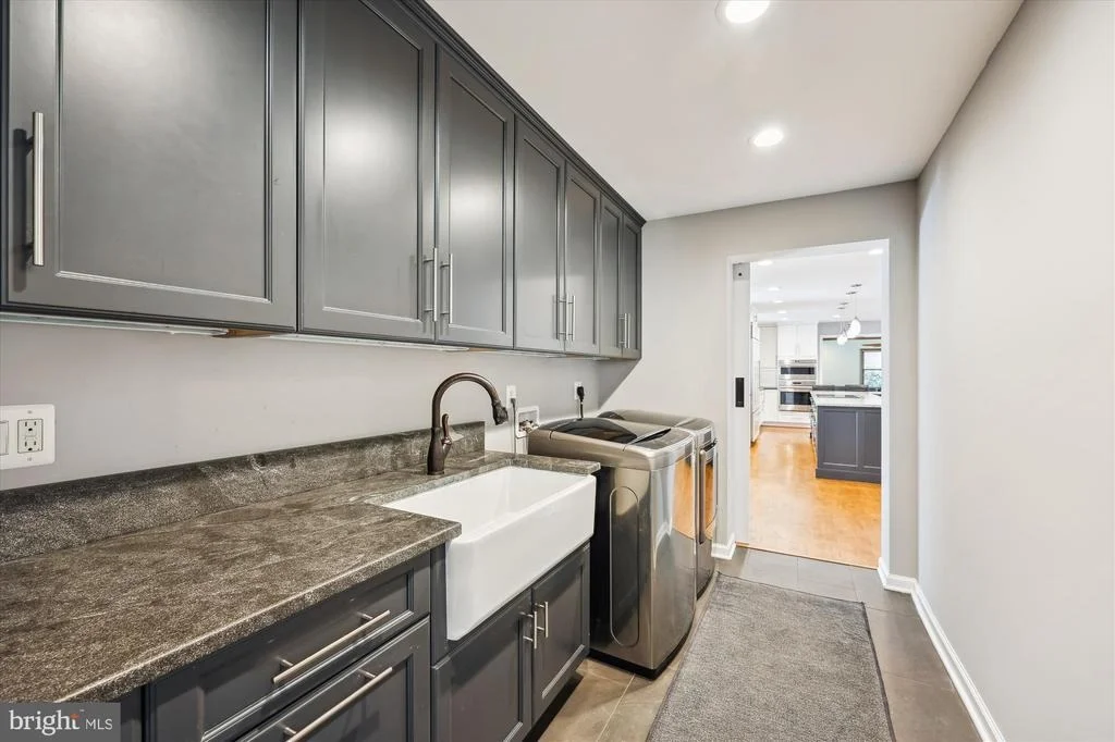 Photo of 15221 MIDDLEGATE ROAD
