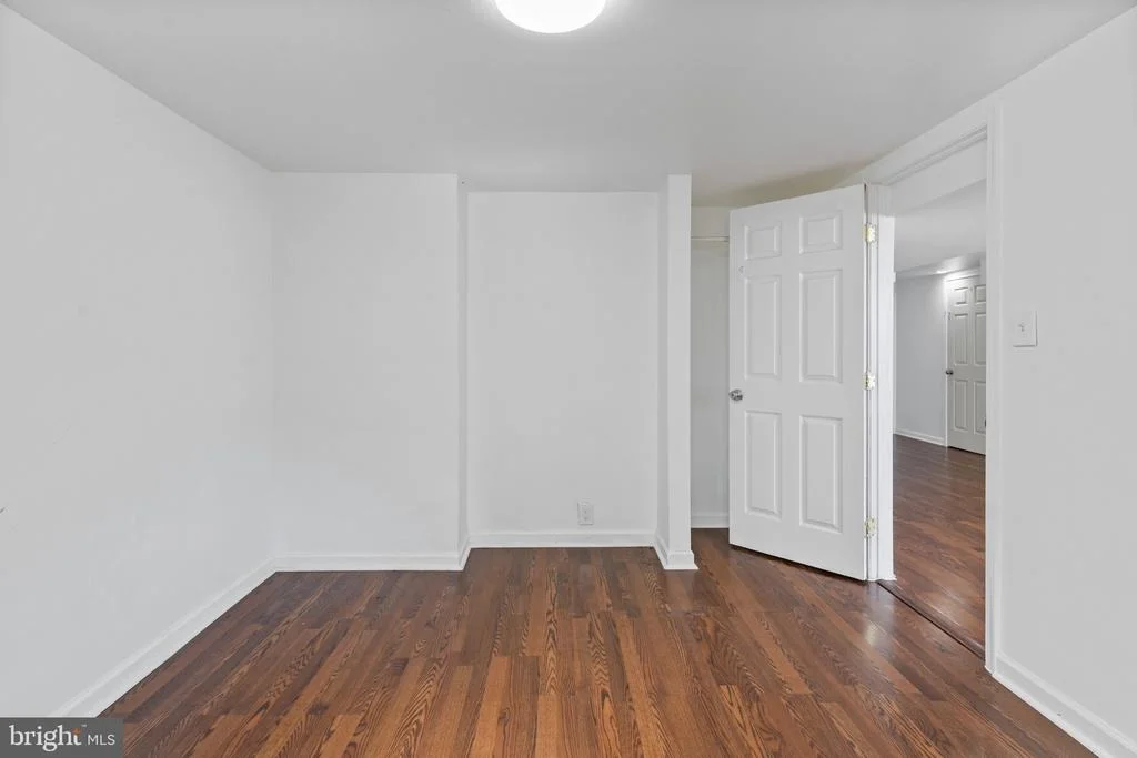 Photo of 1031 WARD STREET