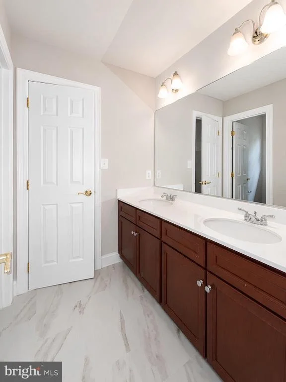 Photo of 42848 SIDNEY PLACE