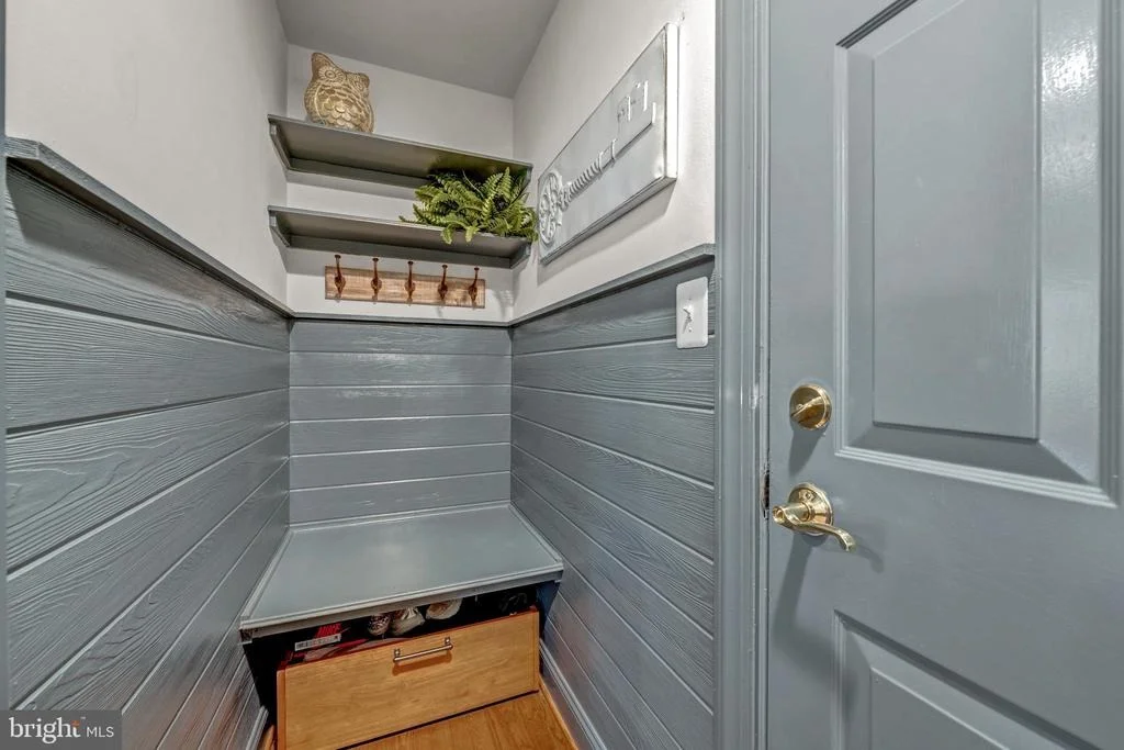 Photo of 24165 SPRING MEADOW CIRCLE