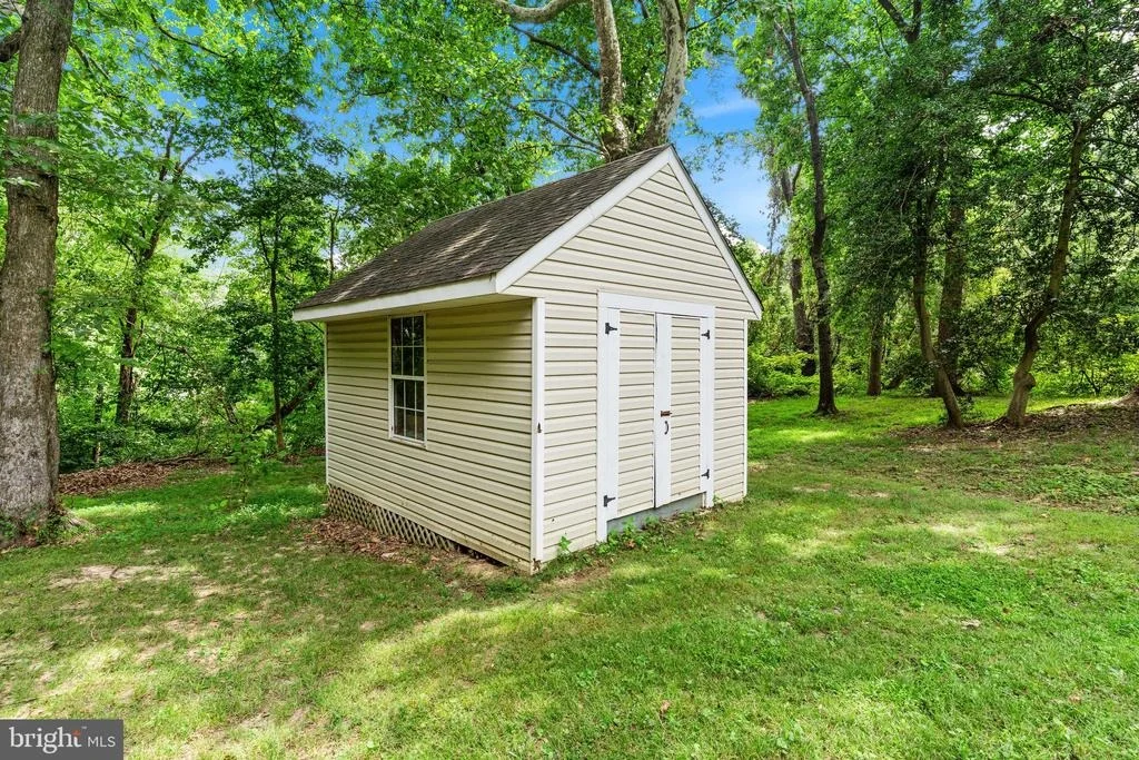 Photo of 11219 LAKEVIEW DRIVE