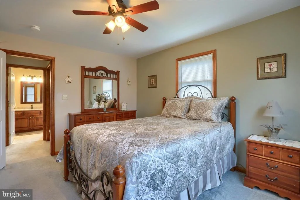 Photo of 615 SINGER LANE