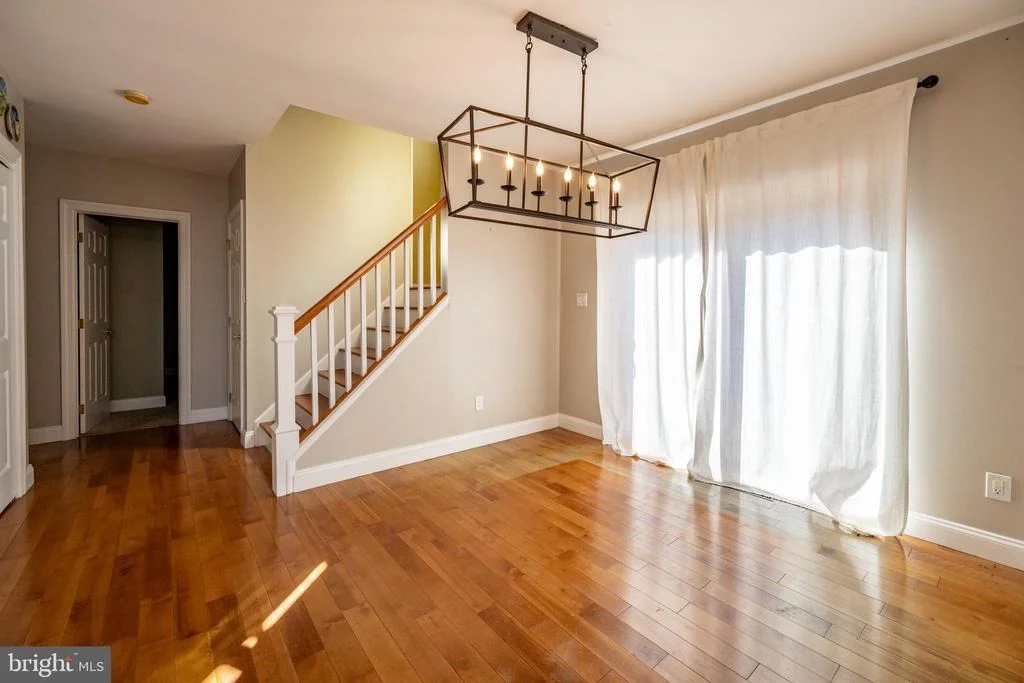 Photo of 32 HAZELHURST LANE